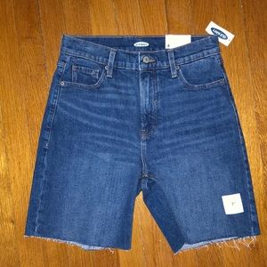 Old navy size 4 jean shorts NWT